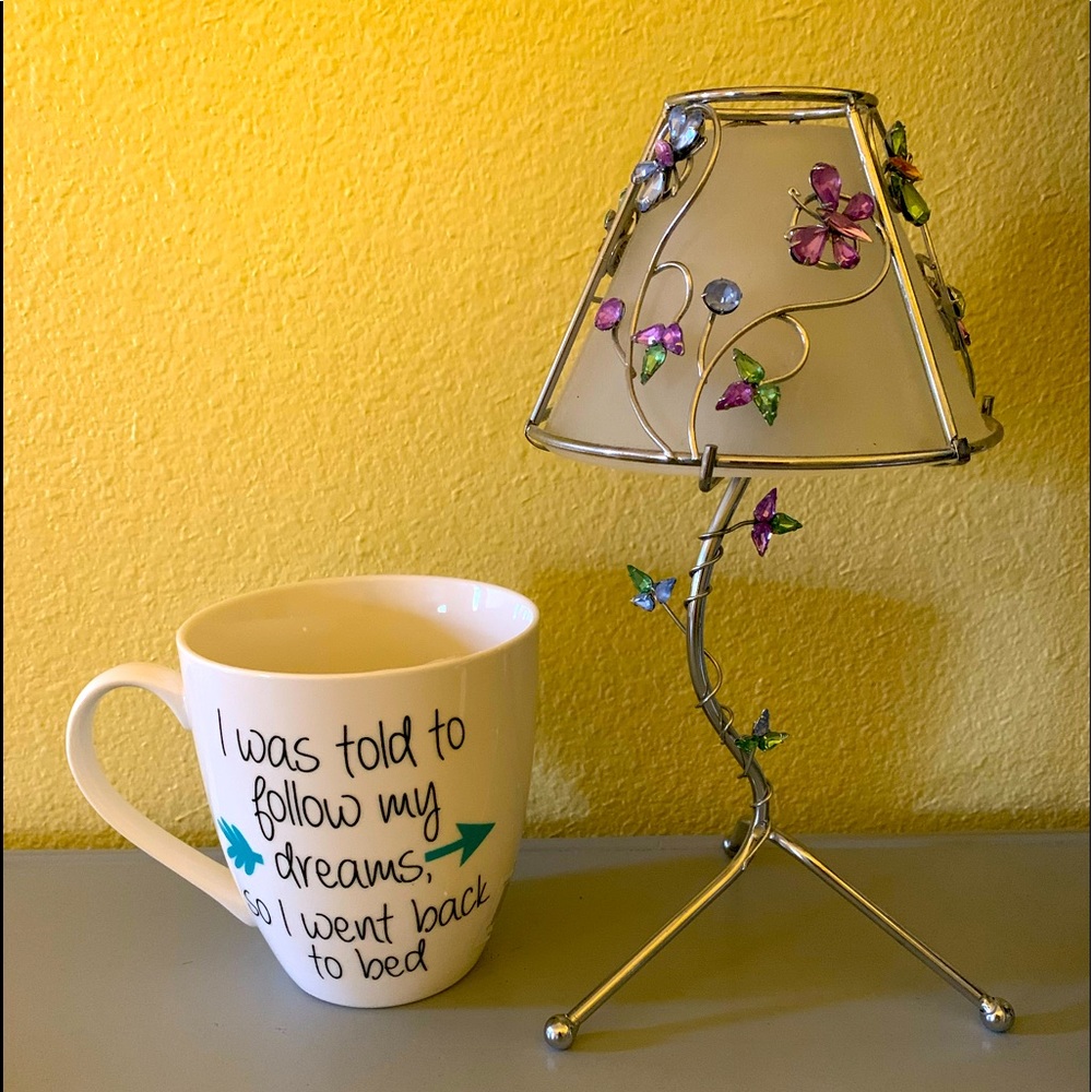 NEW Follow Your Dreams Coffee 18oz Mug